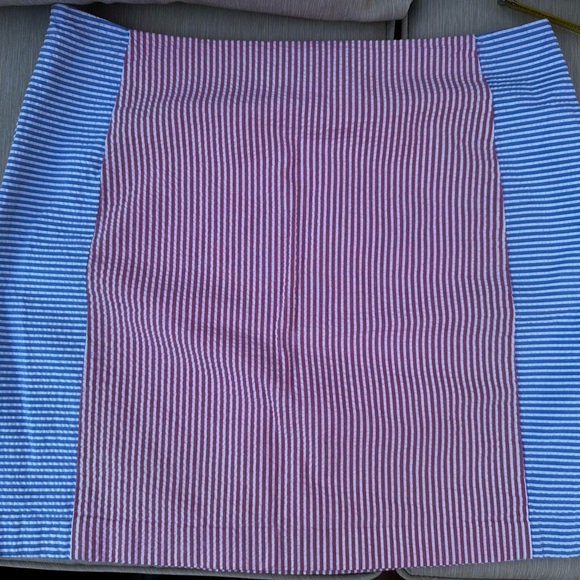 Vineyard Vines 8 Blue and Pink Mini Pencil Skirt - Picture 3 of 5